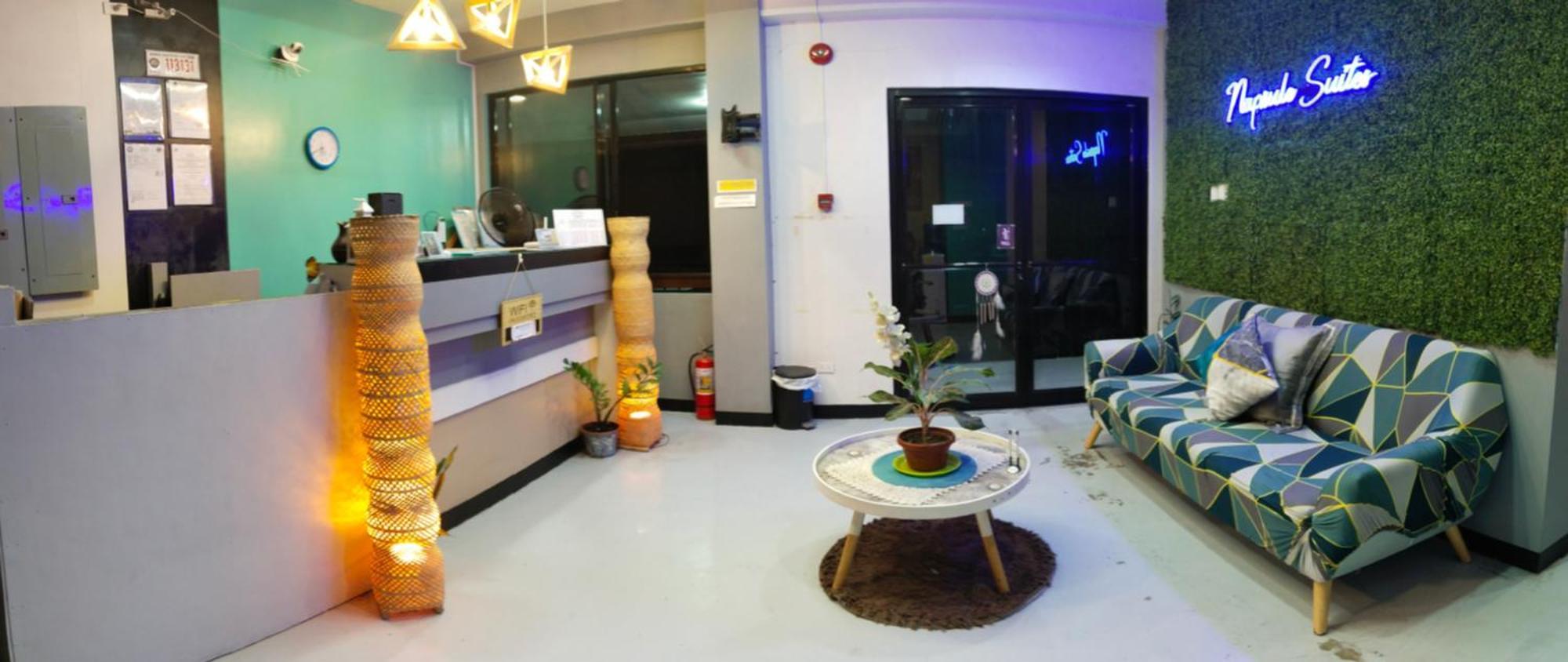 Napsule Suites Davao Екстер'єр фото